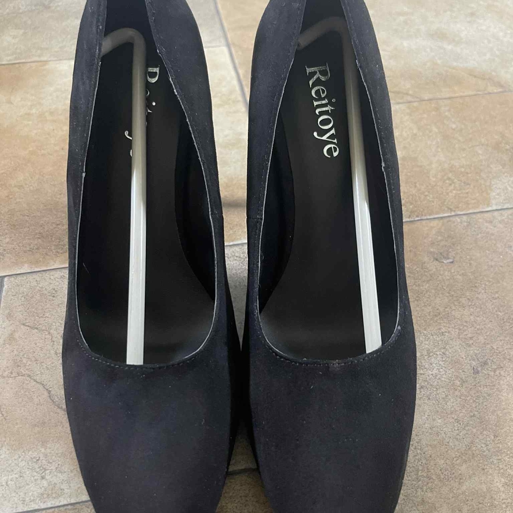 Elegant Black Suede Heels